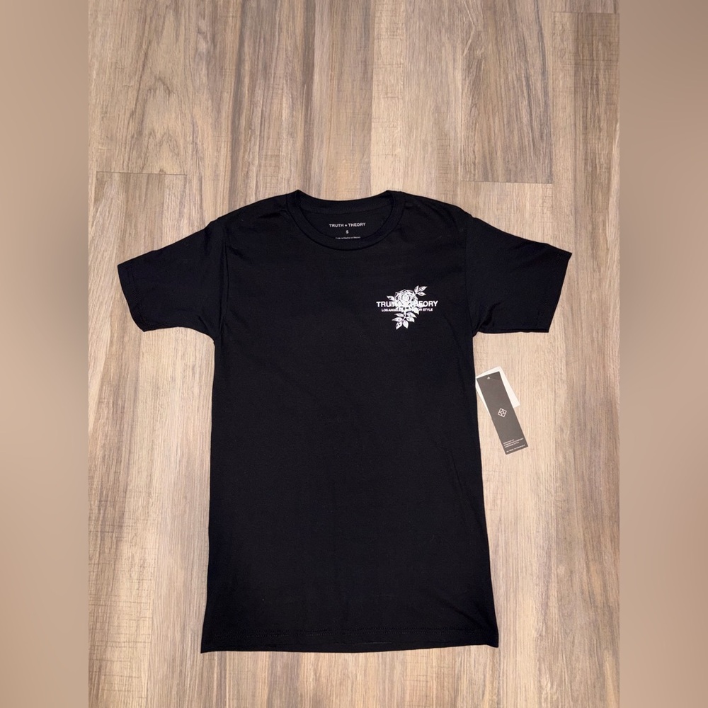 Trendy Black Short Sleeve Tee